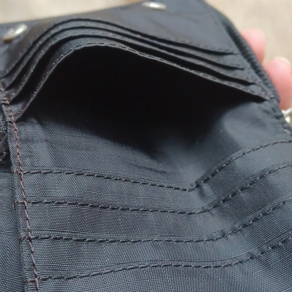 Le Sportsak Wallet